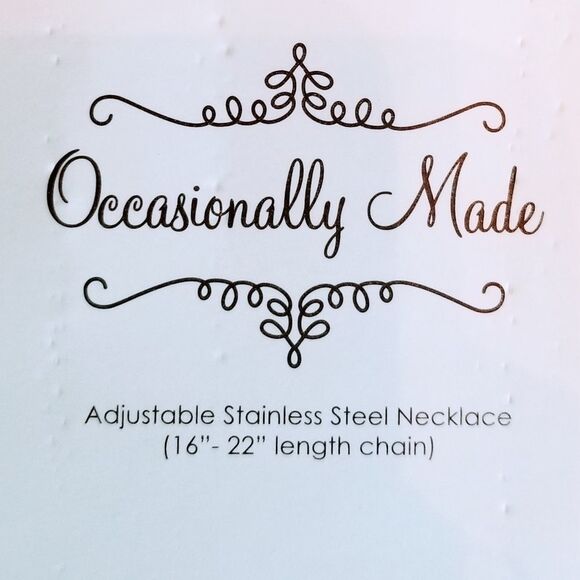 August Due Date Maternity Engraved Stainless Steel Necklace NEW - Picture 5 of 6